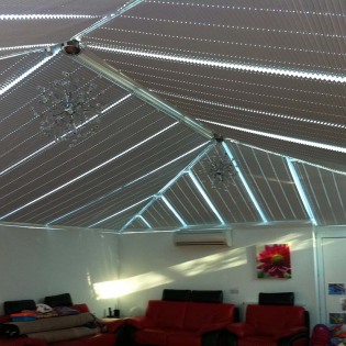 pleated-roof-blinds-essex2-1000